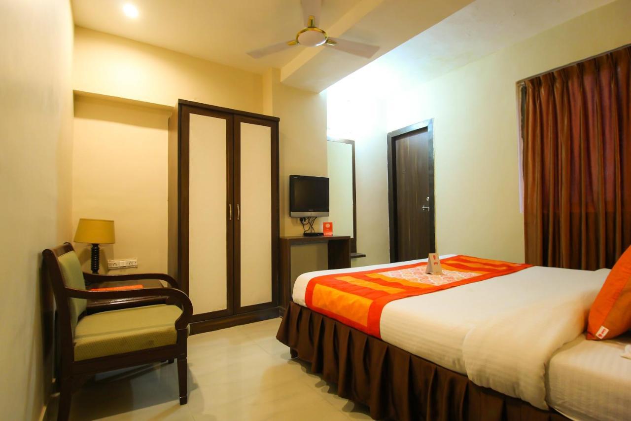 Oyo 8786 Hotel Maan Residency อาเมดาบัด ภายนอก รูปภาพ